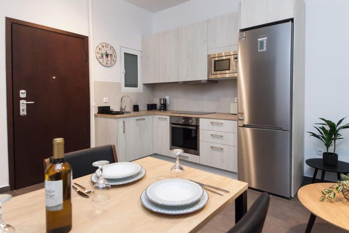 Apartamento Elegant Urban Escape 1 Bd Apt In Kolonaki Atenas Exterior foto