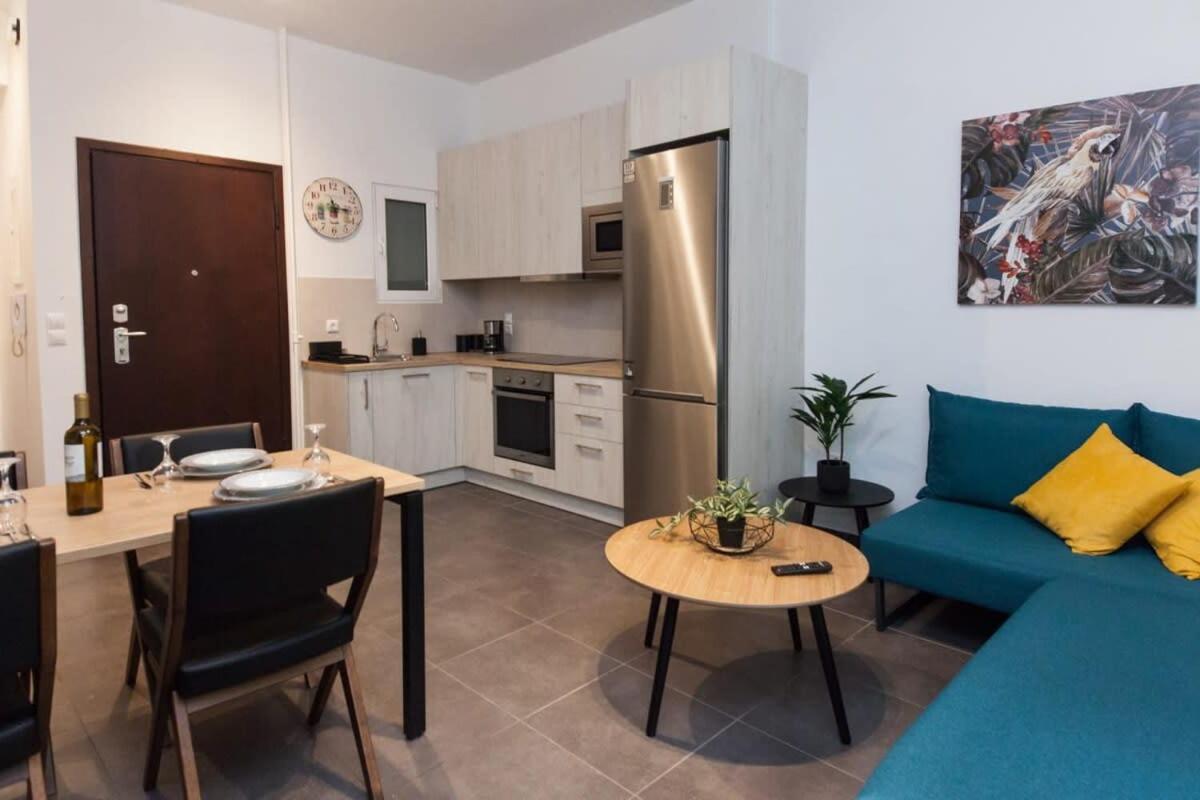 Apartamento Elegant Urban Escape 1 Bd Apt In Kolonaki Atenas Exterior foto