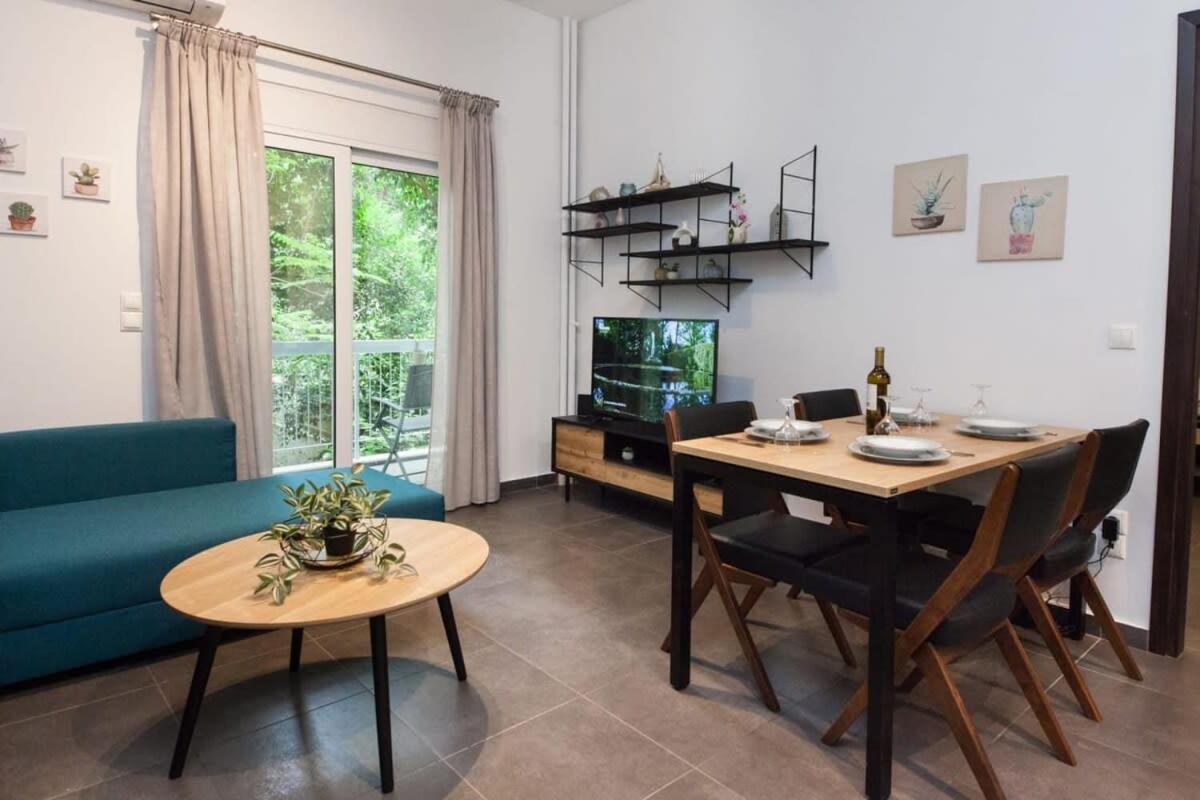 Apartamento Elegant Urban Escape 1 Bd Apt In Kolonaki Atenas Exterior foto